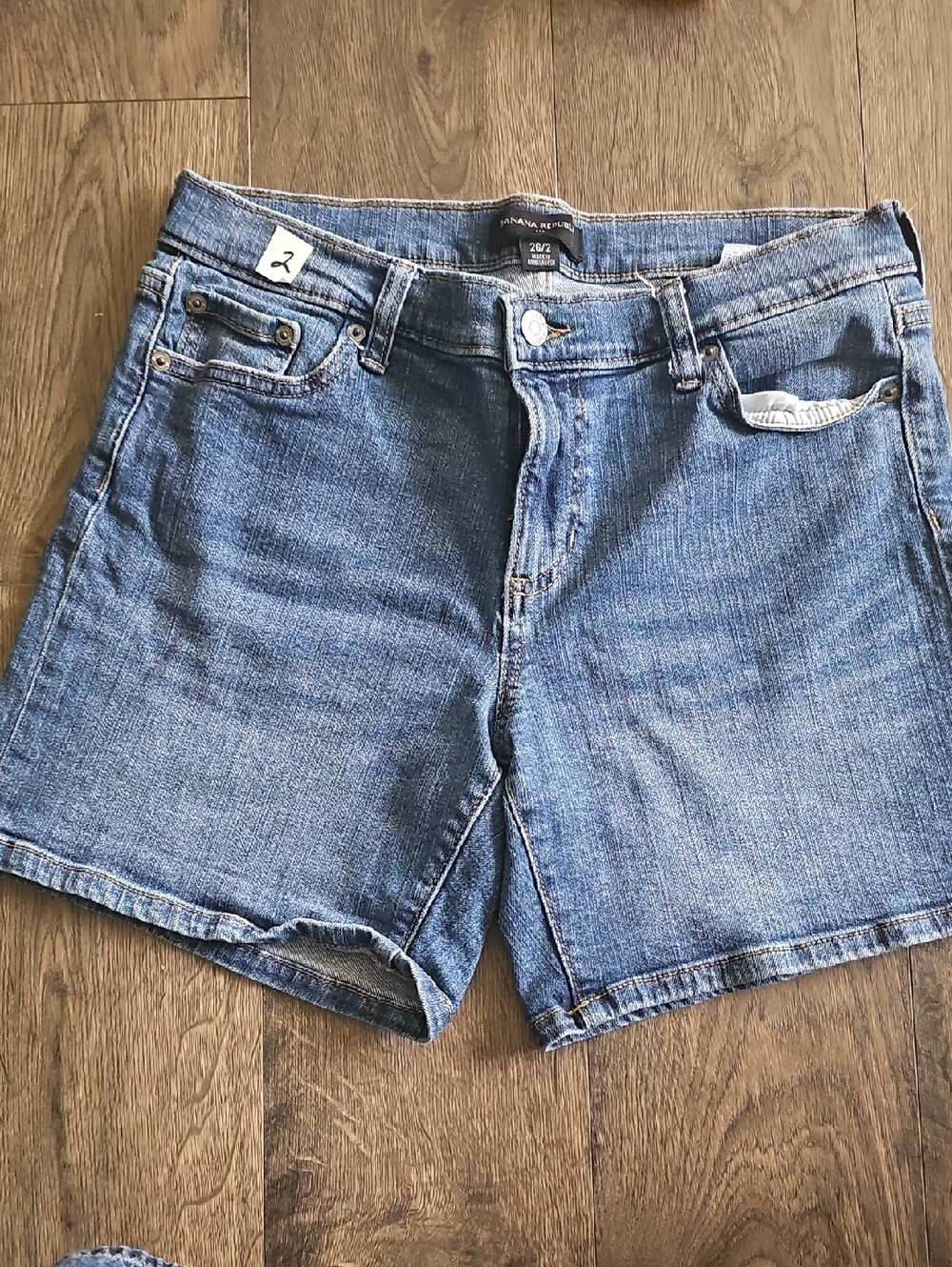 Banana Republic Jean Shorts Stretch Denim Summer Size 2 Waist 26 Blue